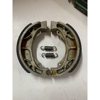 HONDA TRX 90 1993 - 2011 FRONT BRAKE SHOES  ONE SIDE GF1043