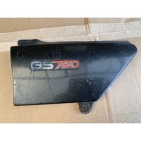 SUZUKI GS 750 LEFT HAND SIDE PLASTIC FRAME COVER BLACK 47211-45000