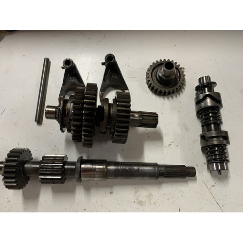 SUZUKI EIGER LTA 400 AUTO BEAR BOX GEARS CLUTSTER SHAFTS SELECTOR