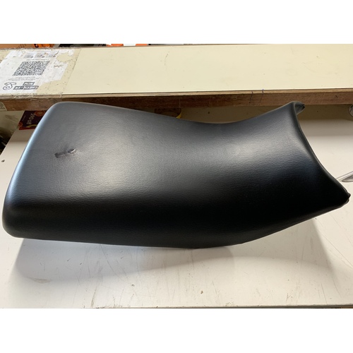 HONDA TRX 250 FOREMAN SEAT 1997 - 2004 NEW BUT REPAIRED COVER