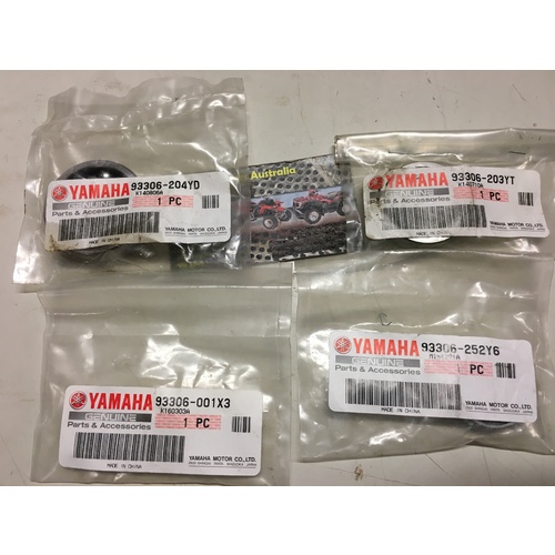 NEW OLD STOCK YAMAHA TTR 50 GEAR BOX BEARINGS