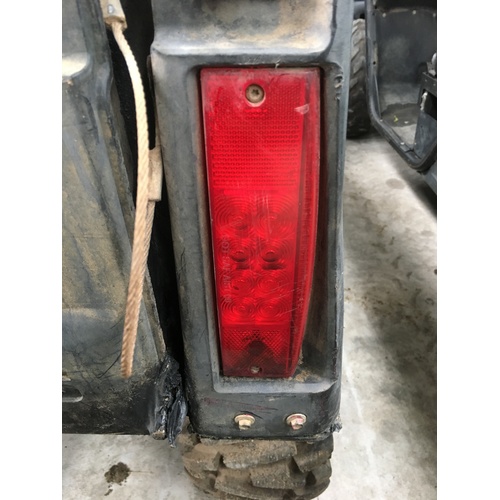 WRECKING POLARIS RANGER 570 SXS LISTING FOR REAR RIGHT HAND TAIL LIGHT 